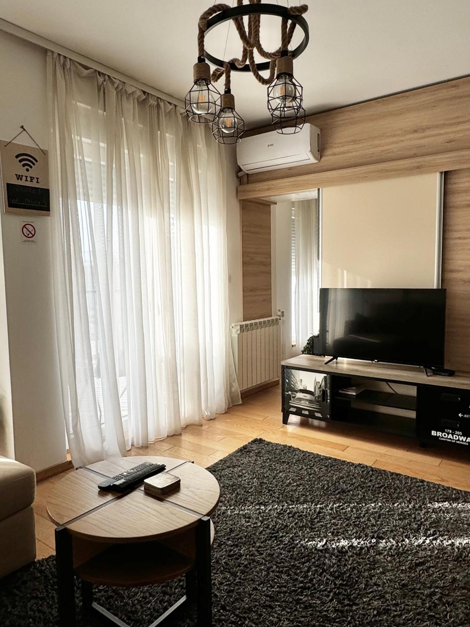 Delete 5 - Zemunske Kapije Apartment เบลเกรด ภายนอก รูปภาพ